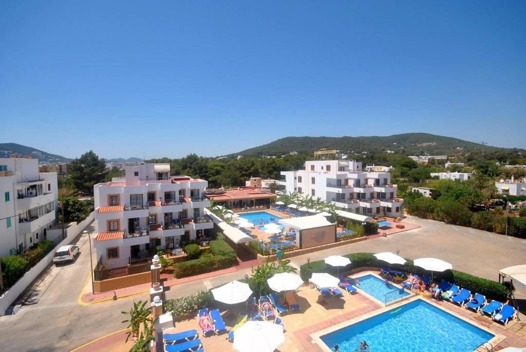 Casa Luis Apartments Santa Eularia des Riu Ngoại thất bức ảnh