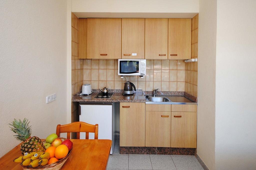 Casa Luis Apartments Santa Eularia des Riu Phòng bức ảnh
