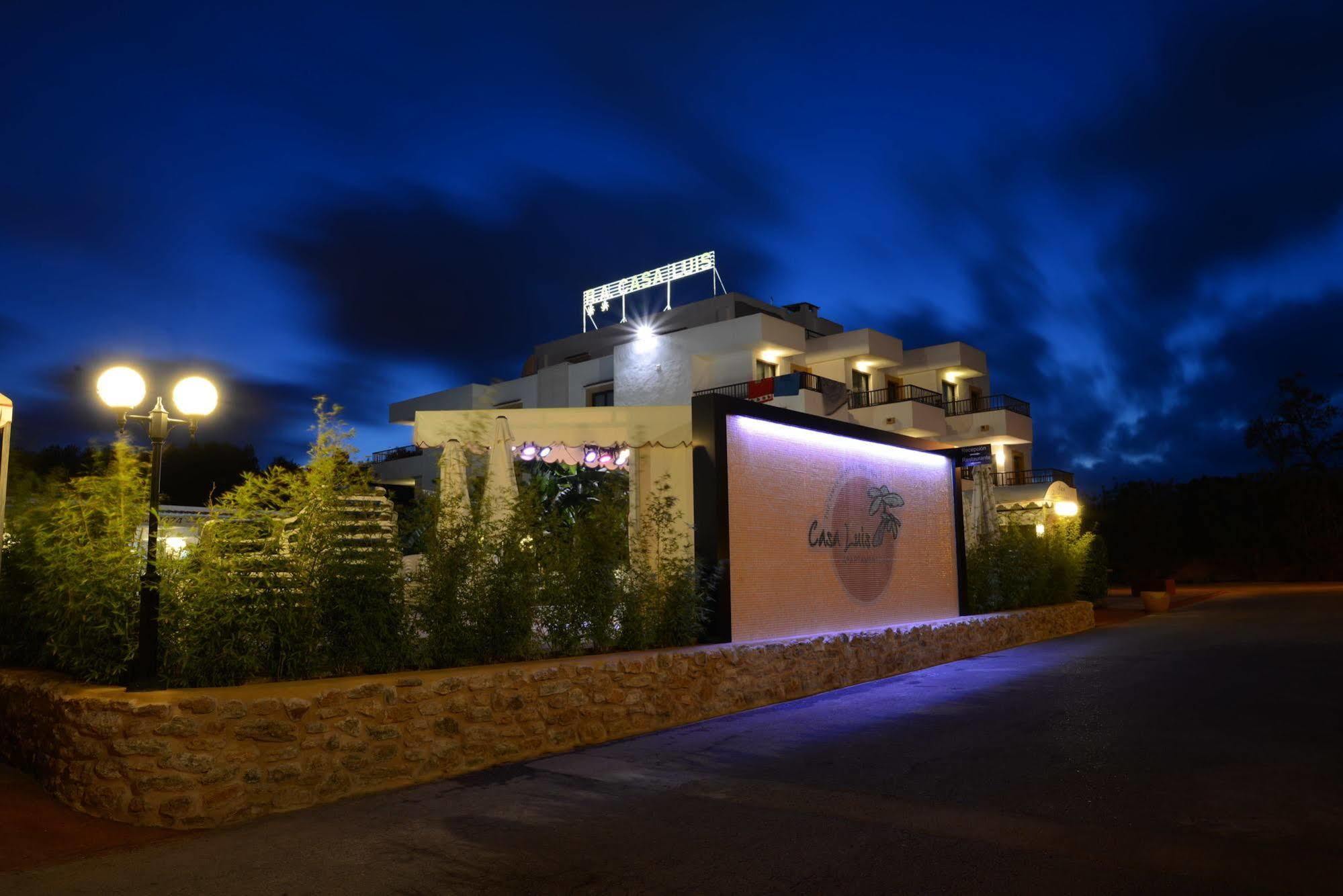 Casa Luis Apartments Santa Eularia des Riu Ngoại thất bức ảnh