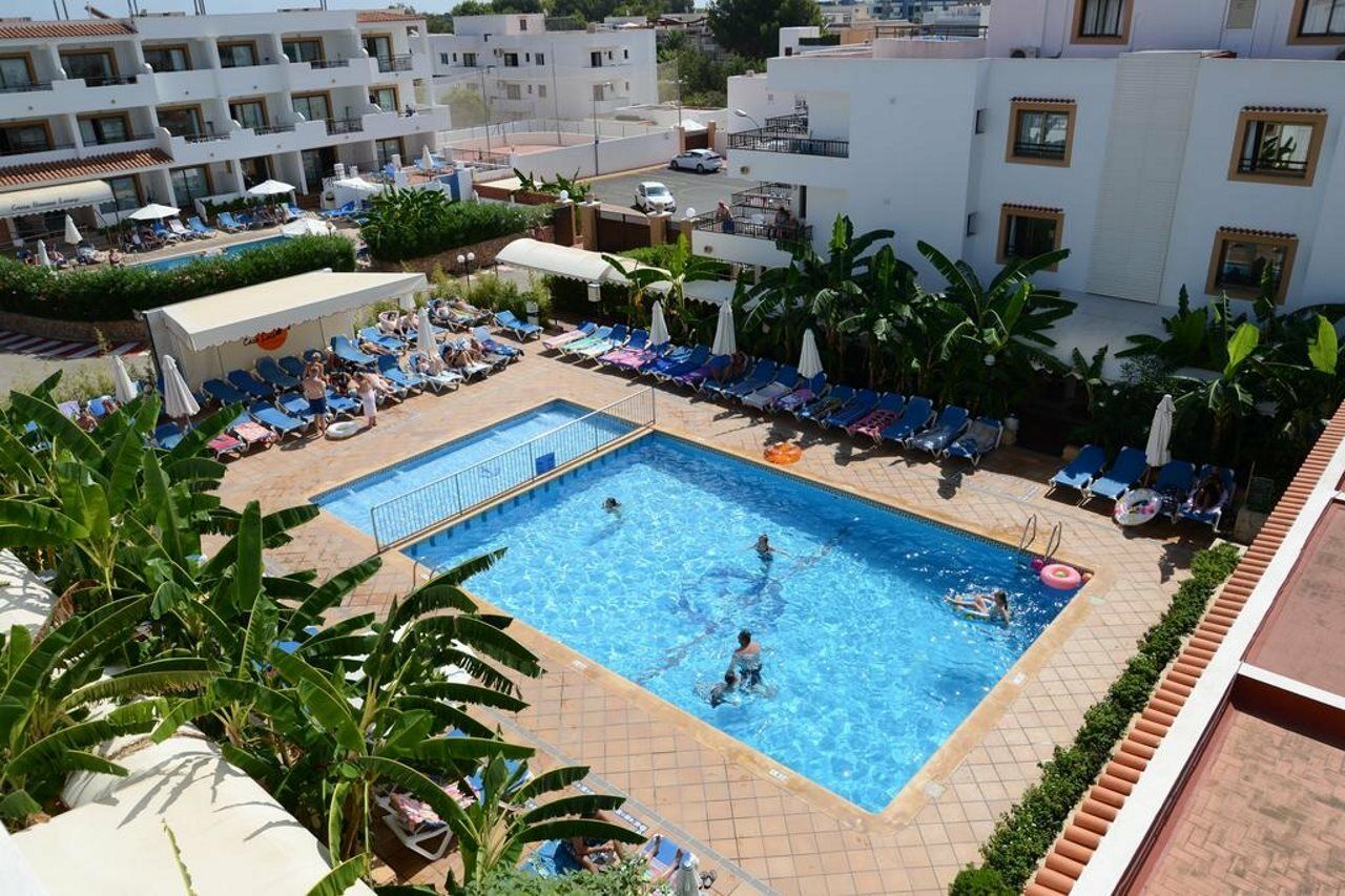 Casa Luis Apartments Santa Eularia des Riu Ngoại thất bức ảnh